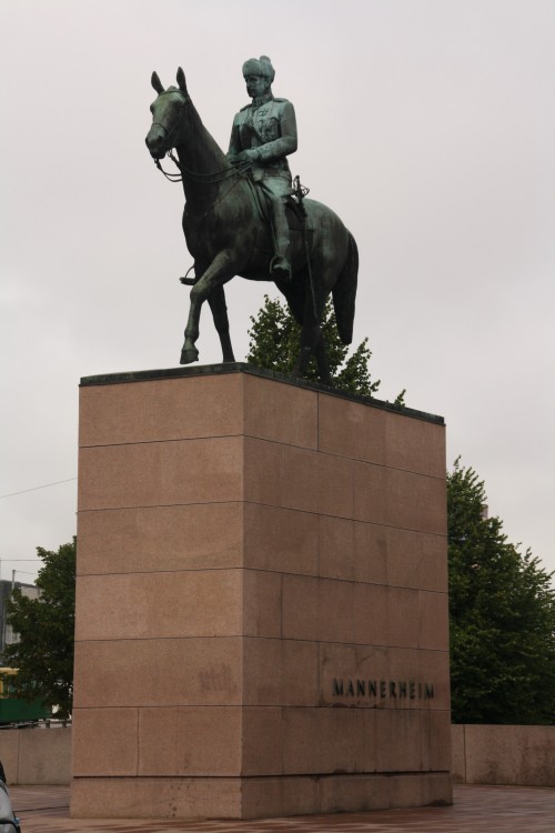 at Mannerhaiminaukio, HelsinkiThe equestrian statue is Marshal mannerheim, Finalnd’s most reve