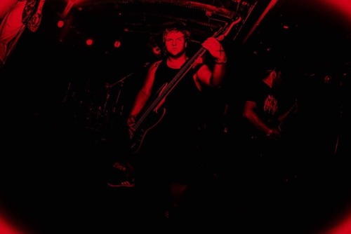 omerta-98:  I make some wack faces when i play live  You look metal af