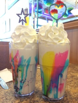 starrchild:  rainbow shakes ddlg blogs do