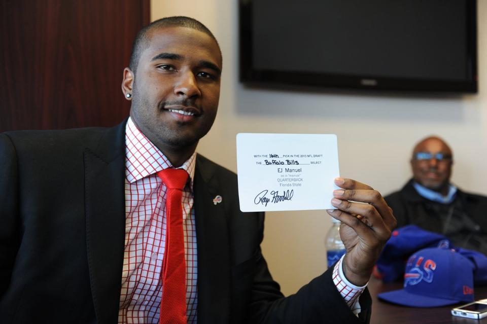 000gooby:  Ej Manuel arrives in buffalo 