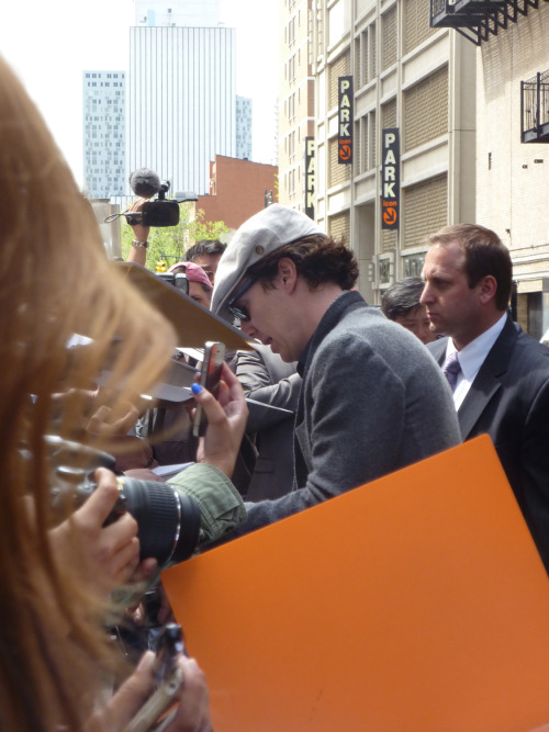 sherlockstuff: not—your—housekeeper: Part 1 of my photos from Letterman on Thursday, May
