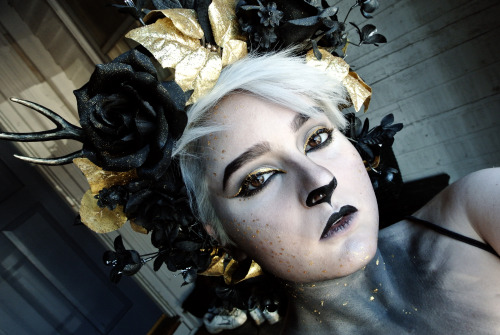 uponthemoorsx:  My very first makeup look of the new year! Inspired by Pitch Black from ROTG, since I’ve done my Fawn Jack numerous times and the stupid villain asshole needed some attention, too.All in all, 2015 was an incredible year for me as a makeup