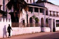 manufactoriel:  Stone Town, Zanzibar, by Franck Guiziou  