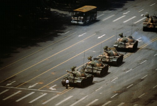 racist-virgin:learningtoacceptchange:fluffynexu:thekhoolhaus:25 years ago an unknown Chinese protest