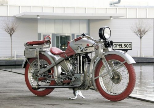 dagreenfairy - Dieselpunk motorbikes