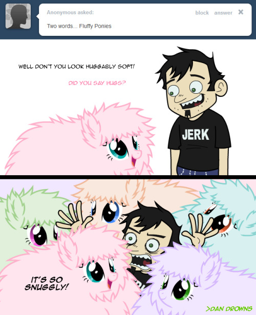 dan-vs-fim:  Remember when Fluffle Puff was nothing more than a visual gag? Sure was good times…  XD Ah yes, where it all started… wonder how her cousins/siblings/whatever are doing X3