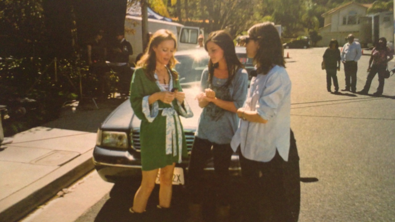 carasfilm:  Leslie Mann, Emma Watson and Sofia Coppola on the set of the Bling Ring