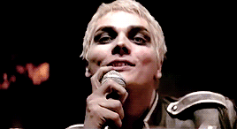 misspellediero: October 23rd, 2006 - 10 years with The Black Parade.I am not afraid to keep on livin