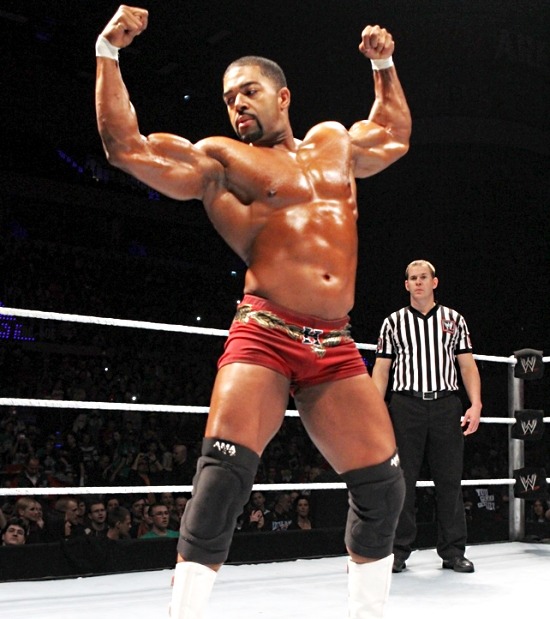 David Otunga has a great bulge!