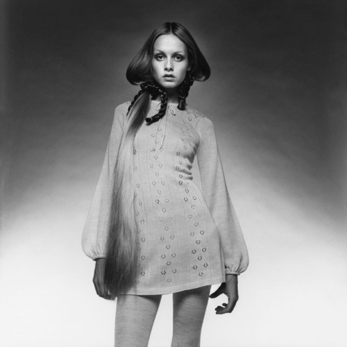 ohyeahpop:Photo 1. Twiggy wearing a knit dress with eyelets, by Daniel Hechter for Fox Run, socks by