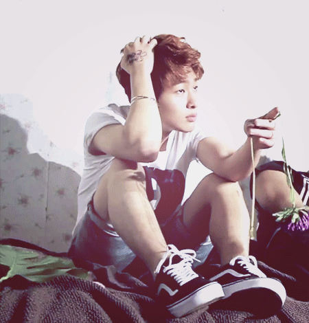 leexjinkii:  "When you have nobody you can make a cup of tea for, when nobody