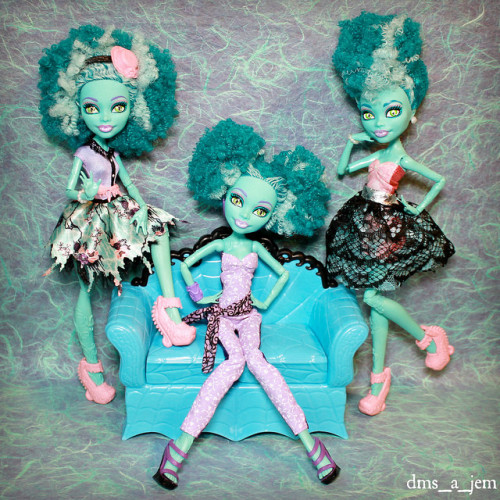 dms-a-jem-dollynut: I’ve Been Swamped! on Flickr. The restyled ones are wearing clothes made b