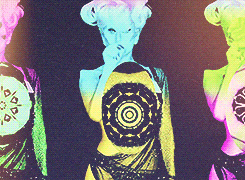 theelectric-chapel:  I am both student and canvas. I am many shapes. I am a shapeshifter.