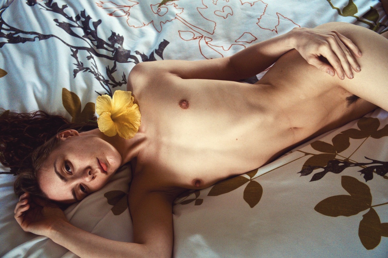 nakedwithflowers:  this was a wonderful day ☀️💕 Hooray! Thanks   brookelynne,