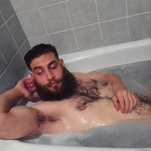 iseetheblood: Hey bros