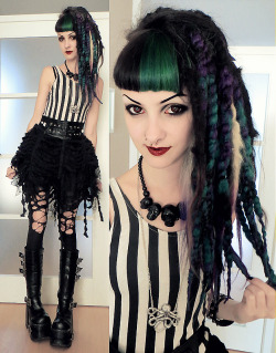 psychara:  Yesterday’s party outfit :3