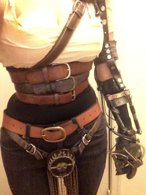 mugsandpugs: xenowhore: pinklikeme: ceruleancynic: so I did a thing: Imperator Furiosa, taking s