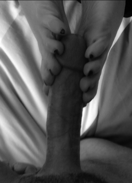 sammifeet:  B&W Set 2