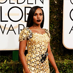 aprilkeepner: Kerry Washington attends the 74th Annual Golden Globe Awards at The Beverly Hilton Hotel on January 8, 2017 in Beverly Hills, California.