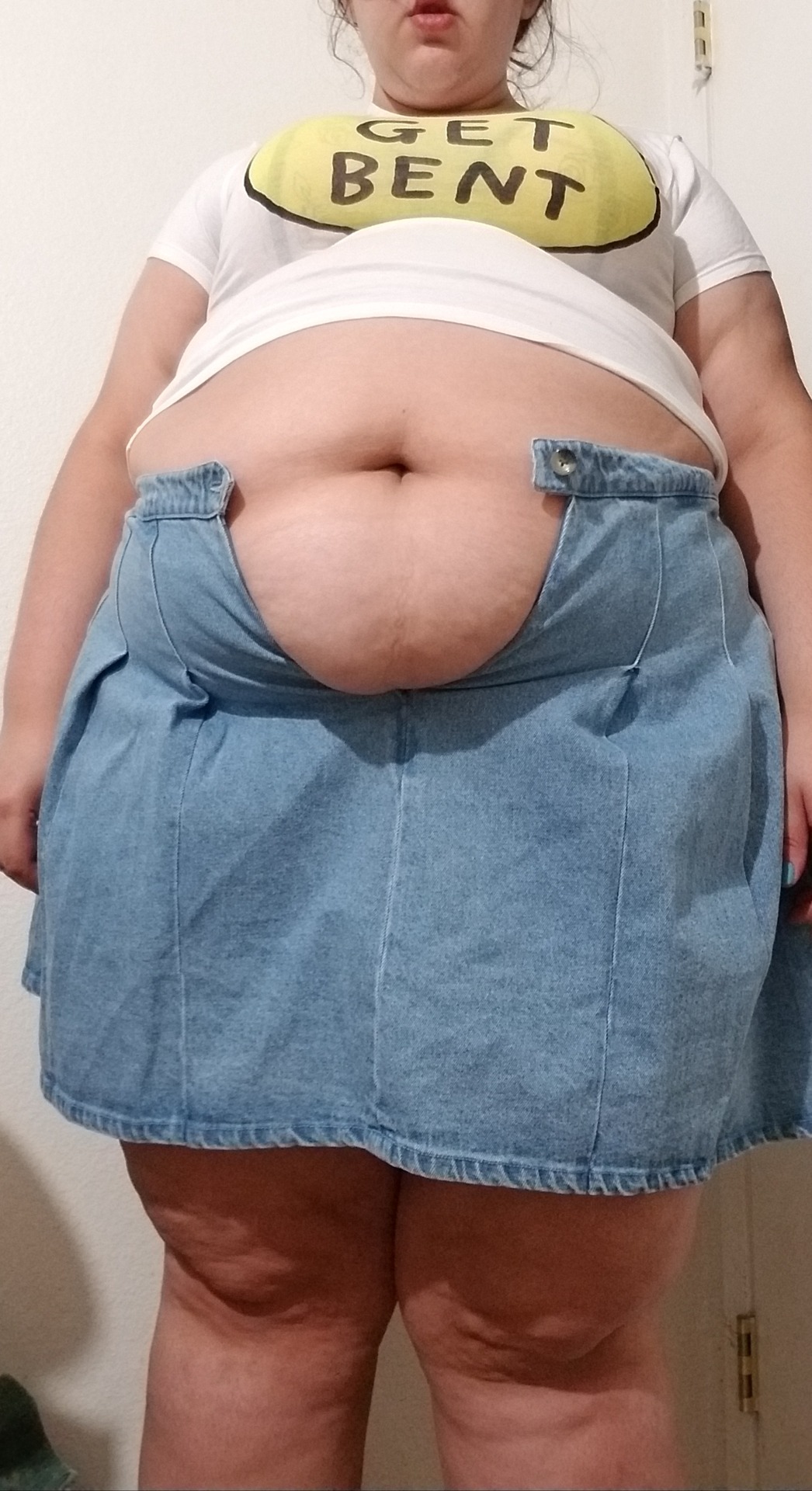 gordissima:  Part 2 of my summer clothes don’t fit. I wore this skirt all last