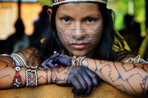 Yine girl in Miaria, Peru. Photo by Leonid Plotkin.