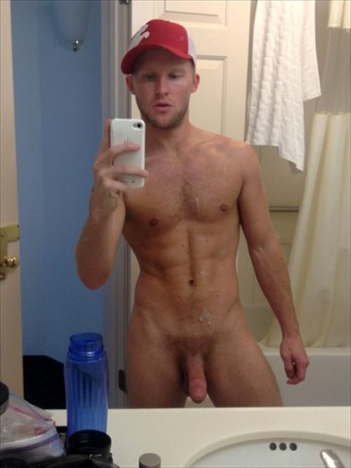 ksufraternitybrother:  HE’S HOT! KSU-Frat adult photos