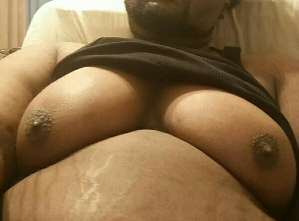 iluvmustyass:  Anyone else luv man boobs???  Ooh&hellip; oooh! Me! I do!