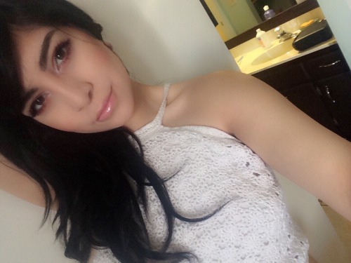 jem-sie:  beelmao:  Not apologizing for feeling cute as fuck, wussup.   dont ever apologize 