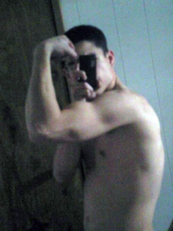 thecircumcisedmaleobsession:  25 year old straight guy from Pullman, WA
