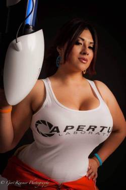 atldirtybirdsfan:  thepassionempire:  Ivy Doomkitty   What a body!! 