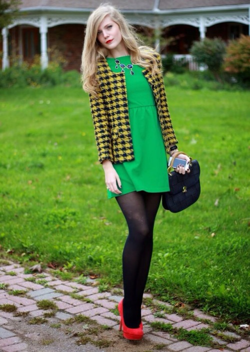fashion-tights:  Tweed Blazer 