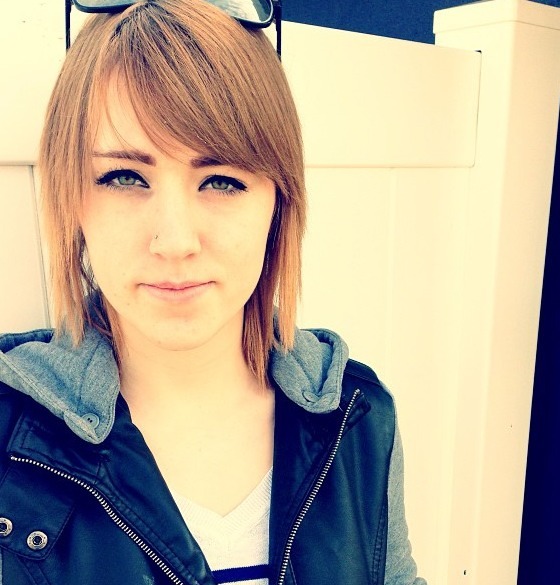 sapphic-stardusts:Lainey is so beautiful! I want to be as pretty as her! She’s