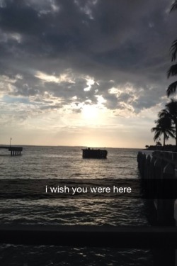 rocketpowers:  snapchats from the keys 