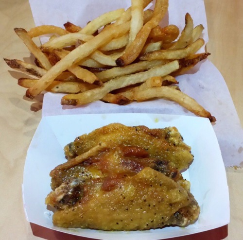 solarsematary:  subzeros:  drinkmorewoder:  afro-arts:  ATL Wings  www.atlwings.com // IG: atlwingschandler - IG: atlwingsphoenix  Chandler, AZ  Phoenix, AZ  CLICK HERE for more black owned businesses!    You can tell this is in the hood somewhere  I