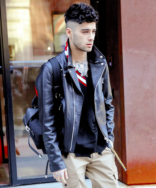 Zayn out in NYC 14/1