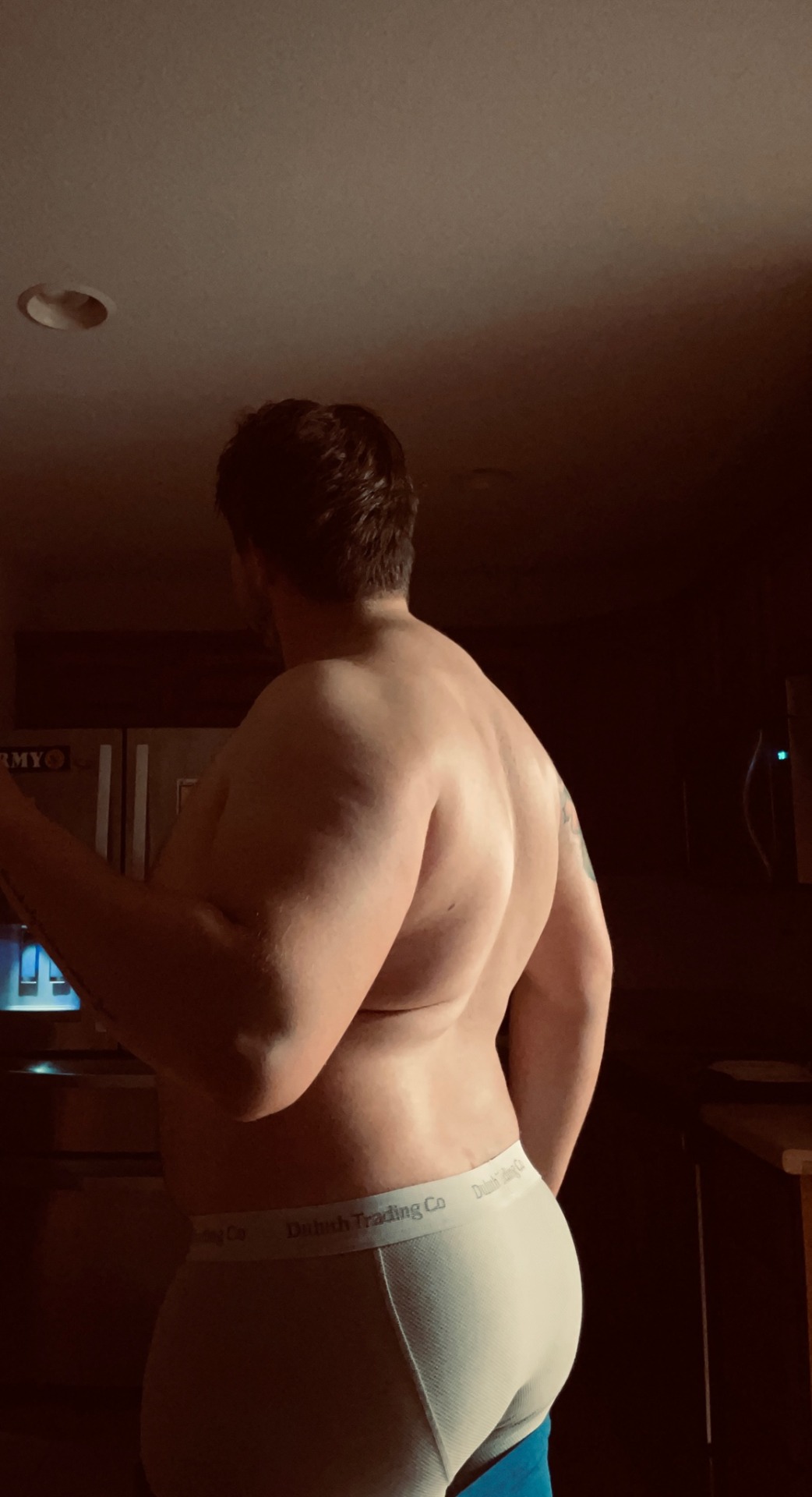 runningupthathillnp-deactivated:Should I gain even more?! Looking crazy chonky and