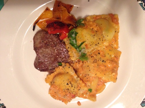 &ldquo;Homemade lobster ravioli &amp; steak: my surf &amp; turf&rdquo; on /r/food http://ift.tt/1O6w