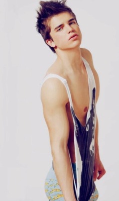waistbandboy:  Effin’ hot! 