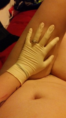 bacterialgoddess: Here’s a glove pic for