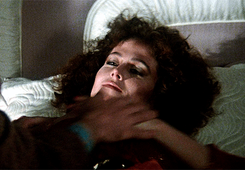 SIGOURNEY WEAVER As Dana Barrett