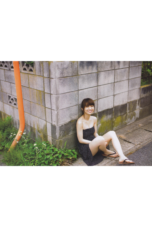 cc48world:  Oshima Yuko mini-photobook (part 1) 