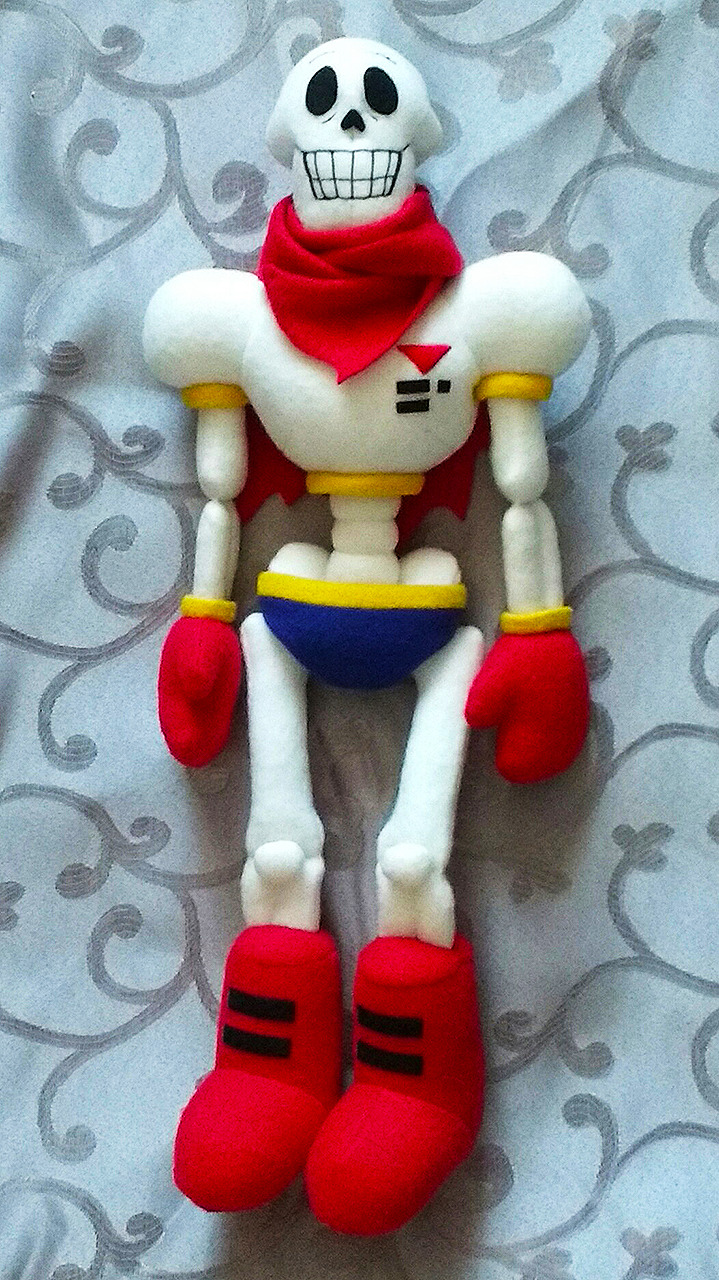 sour-goji:  spewpew:  lyviathan:   NYEH HEH HEH! I made a Papyrus plushie! Because