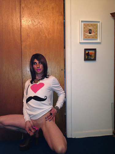 swishynicky:  HI ITS SWISHY NICKY CUMDUMP AGAIN. JUST LOOK AT ME ACTING LIKE A TOTAL