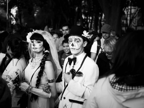 Dapper Death&hellip;#dayofthedead #diadelosmuertos #cdmx #mexishoots #postcardsfrommexicocity #s