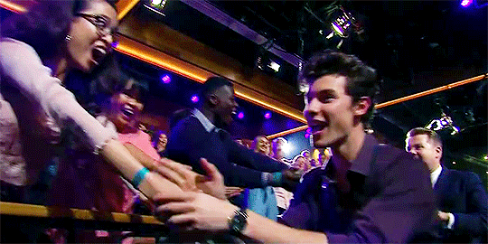 mendes-shawn:  The late late Shawn