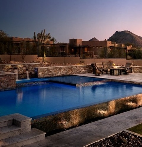 Fountain - Contemporary Pool