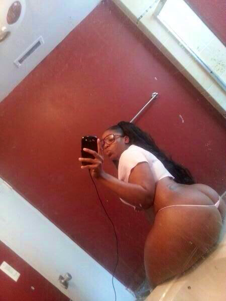 thicksexywomen:  akt4life:  Checkout the newest artist sign to MMG/ROC NATION/C.T.E