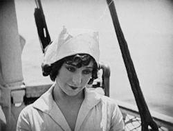 littlehorrorshop:  Jobyna Ralston in Why Worry? (1923)
