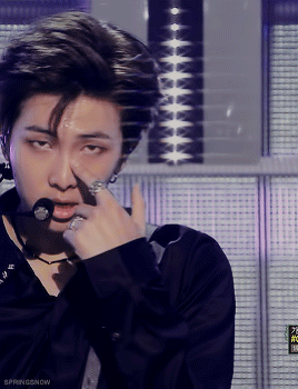Fake Love - 180526 Show MUSIC CORE
