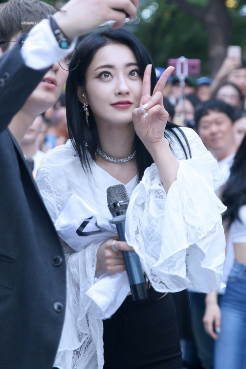  GYEONG REE18.07.07 | Busking Event © 박경리단길 // do not edit